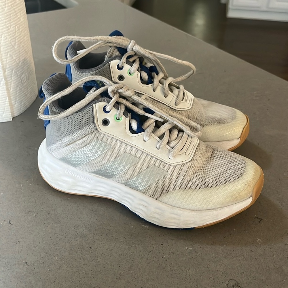 Adidas own the game tennis shoes grey boys size 1